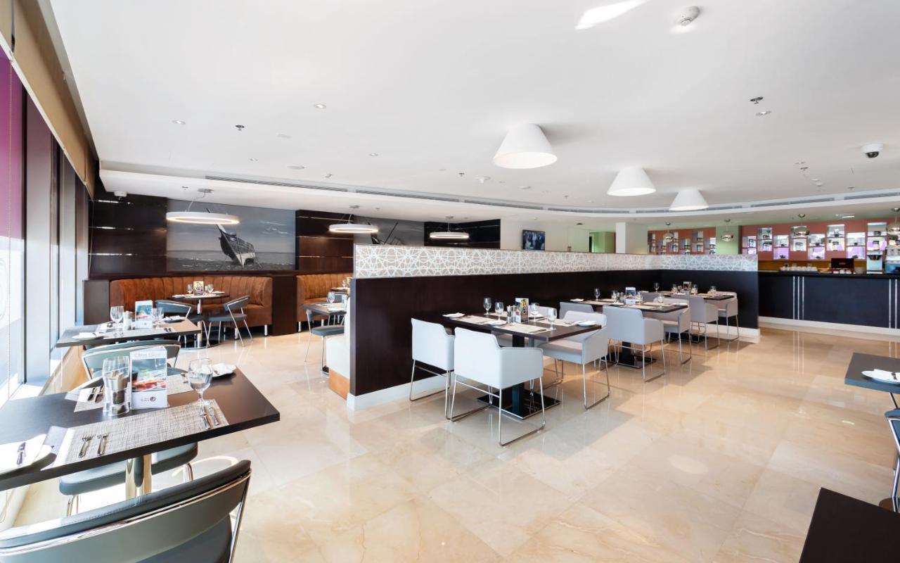 Premier Inn Doha Airport Eksteriør billede